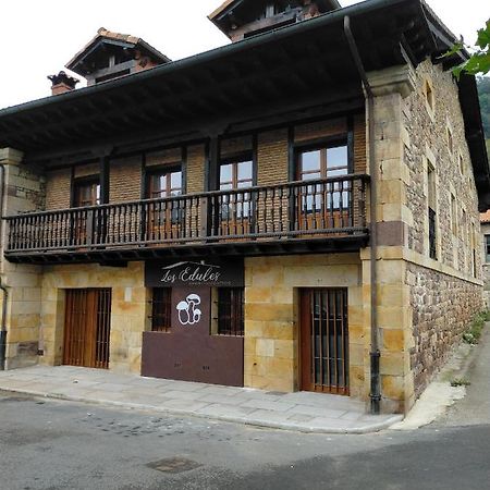 Apartamentos Los Edules Treceno Luaran gambar