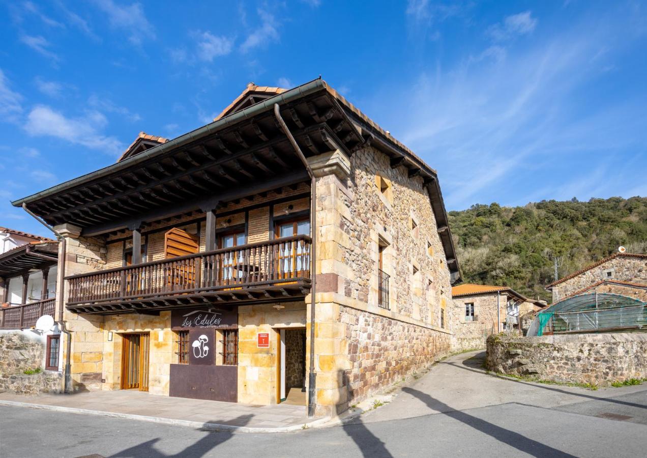 Apartamentos Los Edules Treceno Luaran gambar