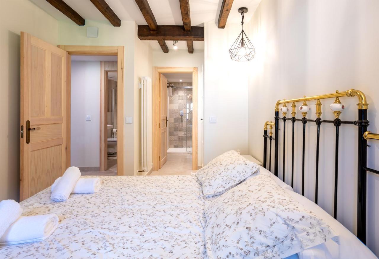 Apartamentos Los Edules Treceno Luaran gambar