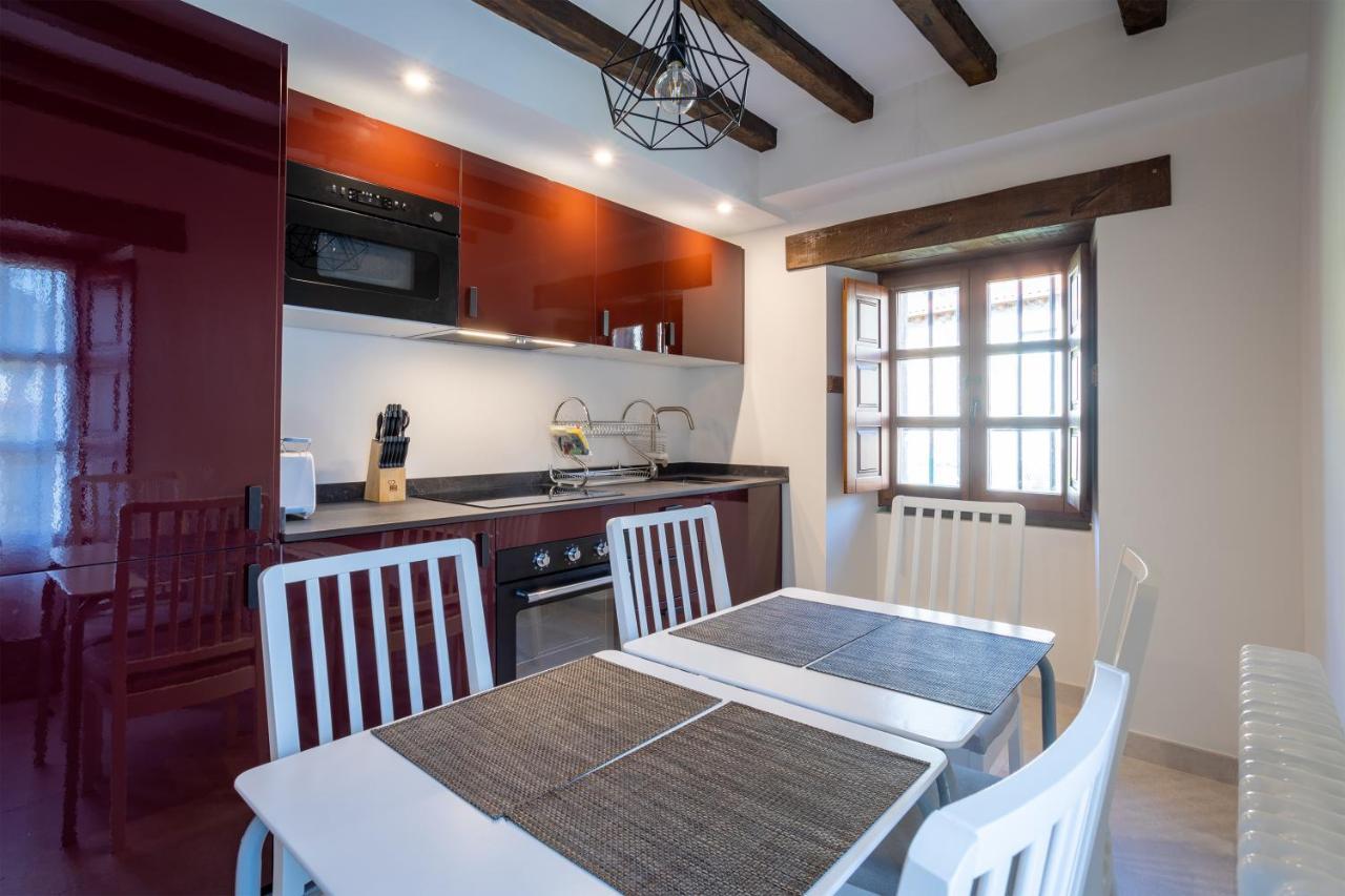Apartamentos Los Edules Treceno Luaran gambar